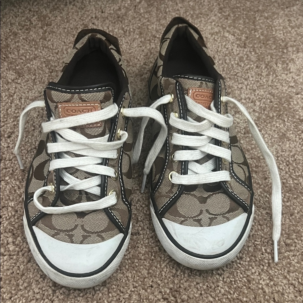 Coach Woman’s ' Tan and Black Sneakers
